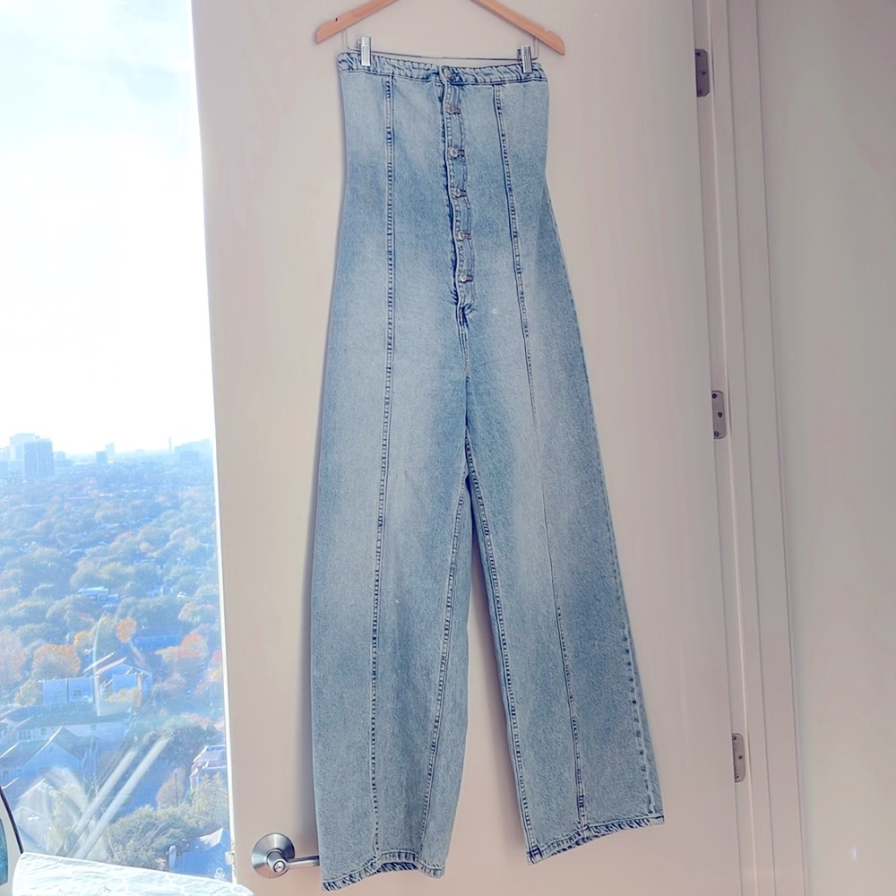 ZARA NEW WOMAN OFF-SHOULDER TRF STRAPLESS DENIM JUMPSUIT BLUE Medium  8197/182